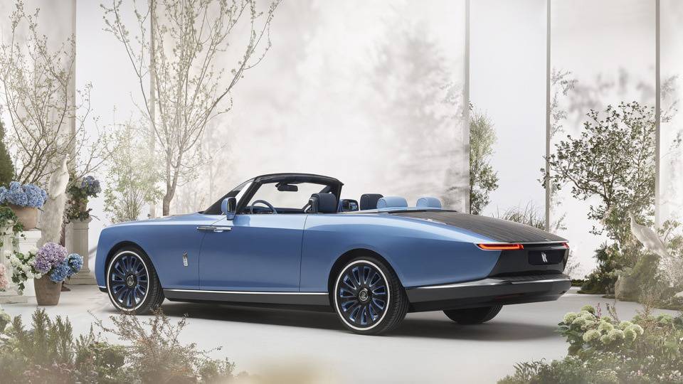 Rolls-Royce presents the most expensive car in world history