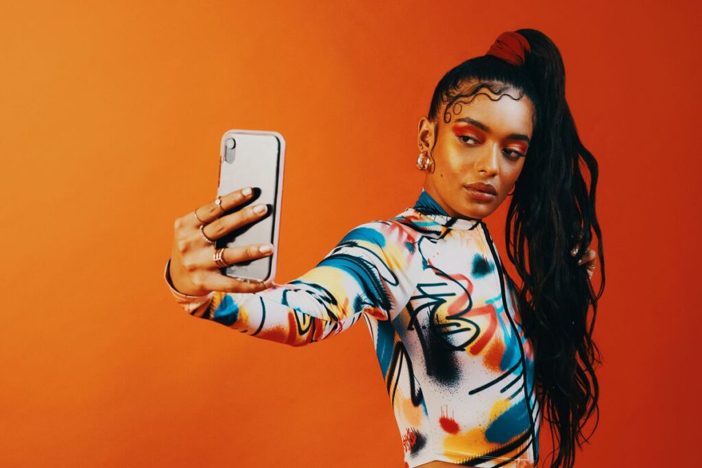 Celebrating the ‘Breakout Bloggers Unleashed: TOP 15’ Project: Collaboration between 247 agency and MOVER Magazine