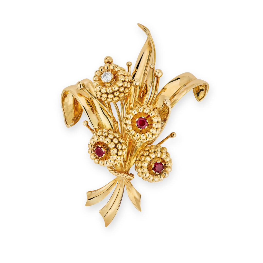 Van Cleef & Arpels presents the Gold Beads